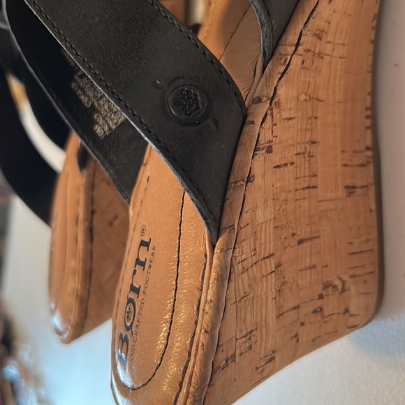 Ladies BORN Black Cork Wedge Sandal, sz 10, Excellent Condition!! - Picture 4 of 10